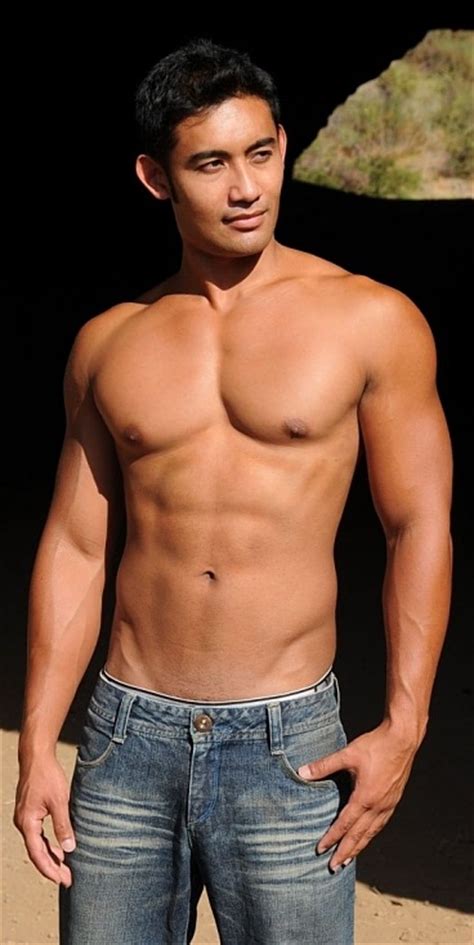 Hot Shirtless Asian Hunk Of The Day Sexy Men Pinterest
