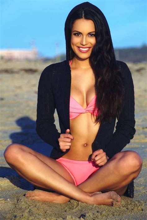 Raquel Pomplun Photos Barnorama