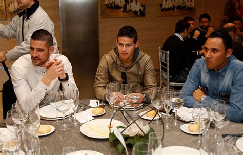 Welcome to the official facebook page of cristiano ronaldo. Real Madrid Christmas party - Mirror Online