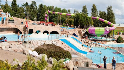 Skara sommarland newton water roller coaster (water park flume ride type). Skara Sommarland schließt Saison 2017 mit Besucherzuwachs ab