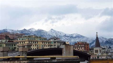 La presidente della commissione ue, ursula von der leyen, ha sdoganato la mappa delle zone europee rosso scuro, creata dall' european center for disease prevention and. Aggiornata l'Allerta meteo per neve in Liguria