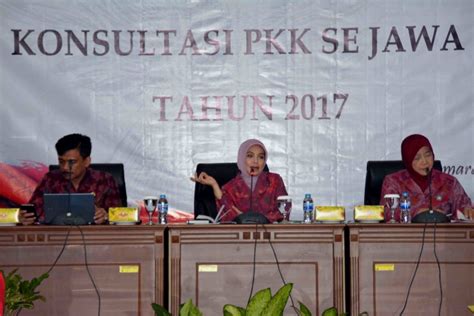 Kader PKK Jangan Hanya Jadi Seksi Konsumsi Pemerintah Provinsi Jawa