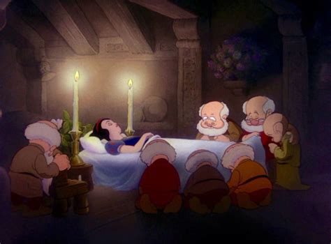 Llenos De Tristeza La Lloraron Snow White 1937 Snow White Seven Dwarfs