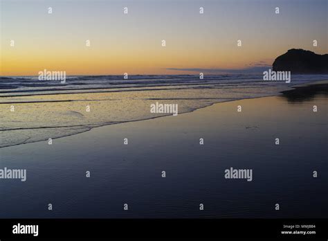 Sunset At Muriwai Beach New Zealand Stock Photo Alamy