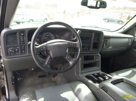 2004 Chevrolet Avalanche 1500 Z71 4x4 Interior Color Photos