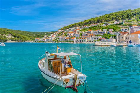 Die im südosten kroatiens liegende region dalmatien ist bei urlaubern ein beliebtes ziel. Beste Reisezeit Kroatien - Infos zum Wetter & Klima + top ...