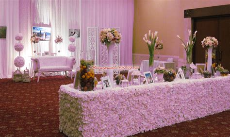 Dekorasi Pernikahan Bergaya Internasional Modern di Jakarta | Mawar