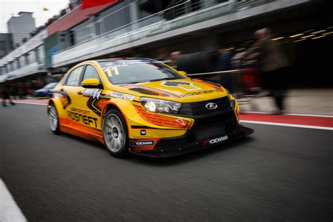 Lada Sport Rosneft дебютирует в Кубке Мира Wtcr