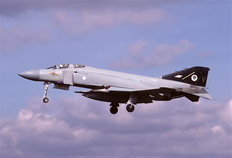 McDonnell F 4J UK Phantom II ZE362 V 74 Sqn 17 03 88 Flickr