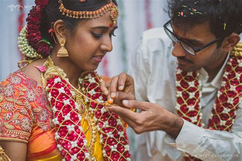 Tamil Wedding Couple Photography Mystic Studios