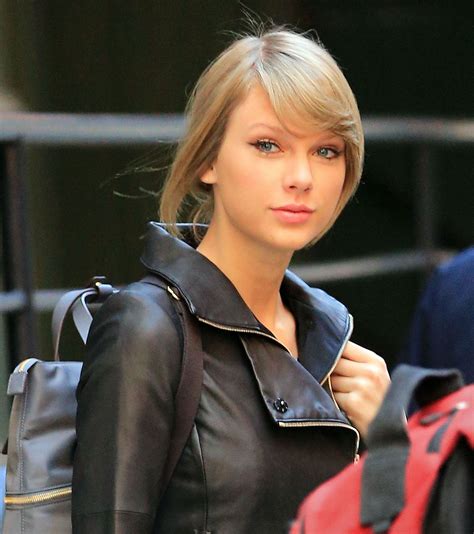Taylor Swift In Leather Jacket Leaves Her Apartment In New York