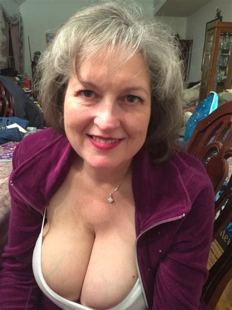 Tumblr Older Women Showing Cleavage Cumception