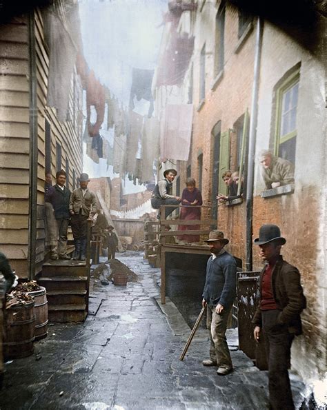 15 Famous Photos In History Colorized