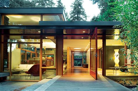Forest Getaway Browse Homes With Breathtaking Views Through Floor To