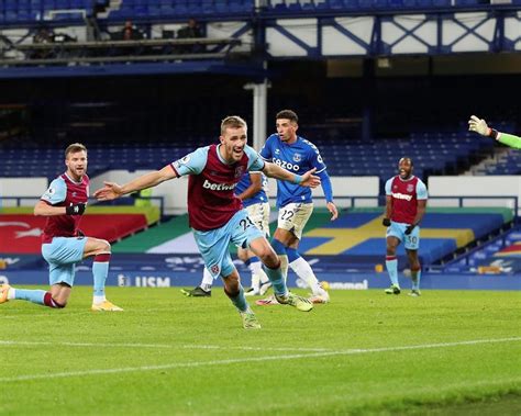 Over to the london stadium now, where the battle for a west ham remain in contention for the top four, while everton's aspirations may now be limited to the europa league. Soucek scores 1st EPL goal of 2021 as West Ham beats ...