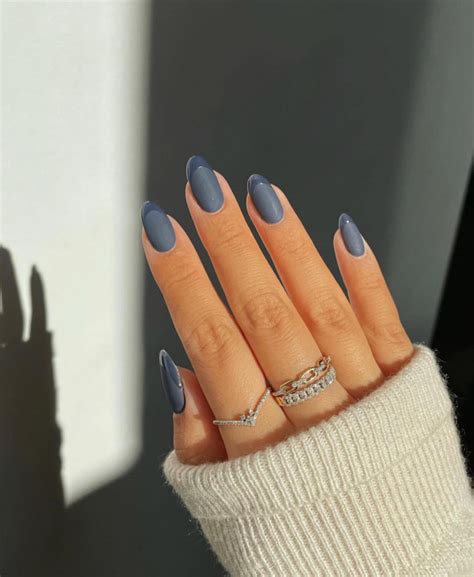 34 The Best Fall Nail Trends For 2022 — Matte Blue Nails