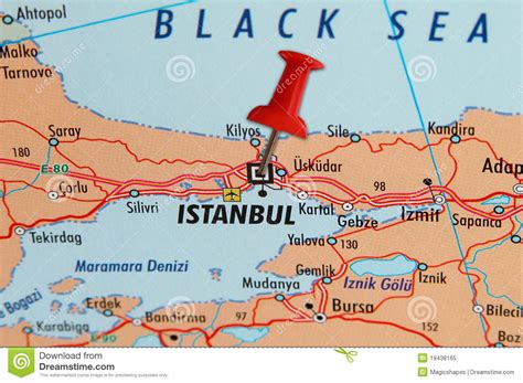 Auf kaum einem kontinent dieser welt. Istanboel op een kaart stock afbeelding. Afbeelding ...