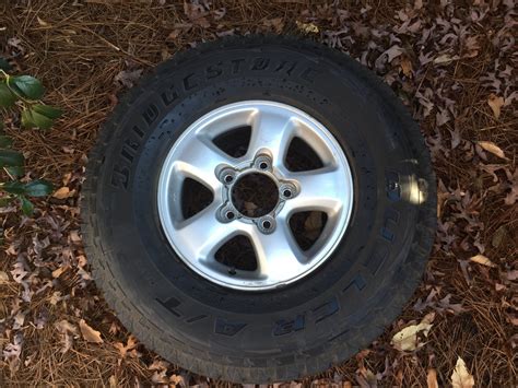 For Sale Oem 100 Series 16 Wheel With Dueler At St Louis Mo