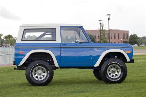 Classic Bronco Classic Ford Broncos Classic Cars Old Bronco Early