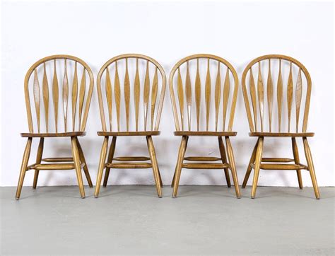 Set Of 4 Windsor Dining Chairs In Oak By Stol Kamnik 139920