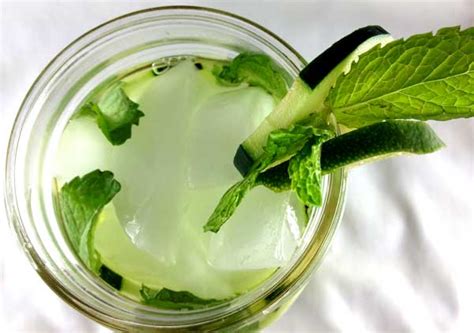 Refreshing Detox Lime Cucumber Mint Water