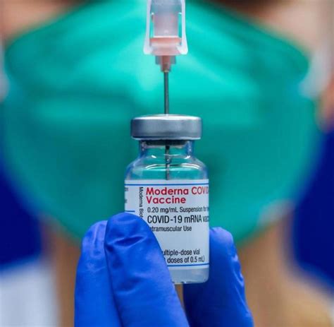 Der impfstoff von moderna ist bereits in den usa und kanada zugelassen. Berlin spritzt auch Moderna, Bund: Impfstoff unbedenklich ...
