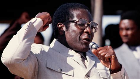 Robert Mugabes Successor Emmerson Mnangagwa Is On His Way Back To Zimbabwe World News Sky News