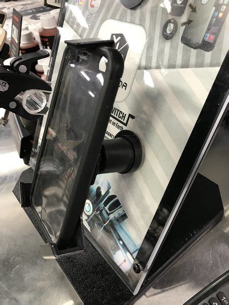 Voice dialing (if cellular phone is equipped with voice dial feature). Cellphone holders | Toyota Tundra Forum