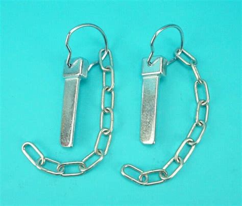 2 X Flat Sword Cotter Pin And Chain For Trailer And Horse Box Tail Gate