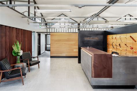 A Palette Of Natural Shades And Materials Give This Commercial Lobby A