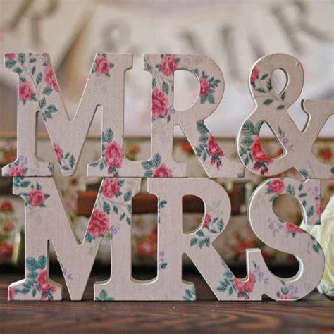 Mr And Mrs Pretty Floral Sign The Wedding Of My Dreams