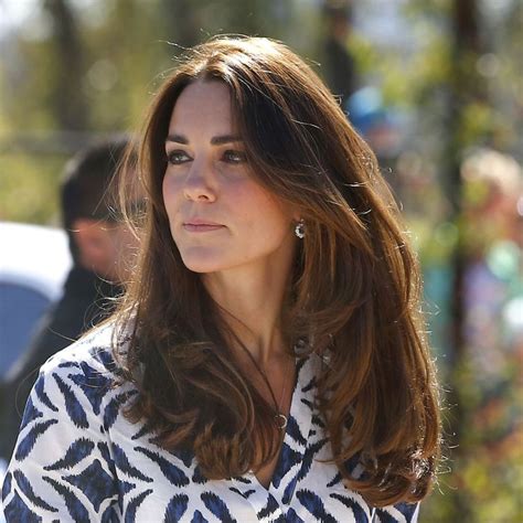 Get The Look How The Duchess Stays Flawless On Tour Kate Middleton
