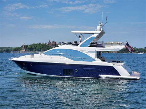 2018 Azimut 50 Flybridge Motor Yacht For Sale Yachtworld