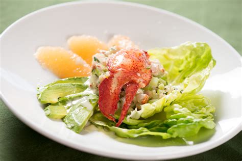 Maine Lobster Salad With Avocado Grapefruit And Tarragon Vinaigrette