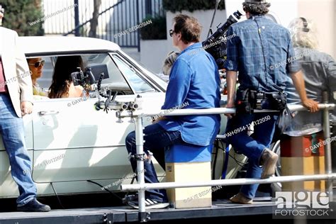 Brad Pitt Margaret Qualley And Quentin Tarantino Are Seen The Set Of