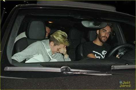 Full Sized Photo Of Miley Cyrus Doctor Appt Miley Cyrus Late Night Doctor S Visit Just