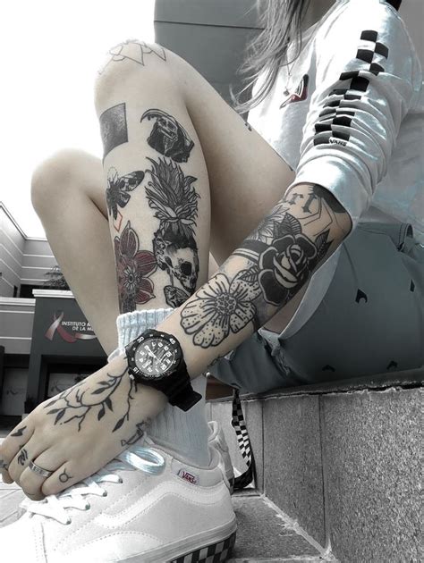 Pin By Jamie Yolo On Tattoo Thigh Tattoos Women Funky Tattoos