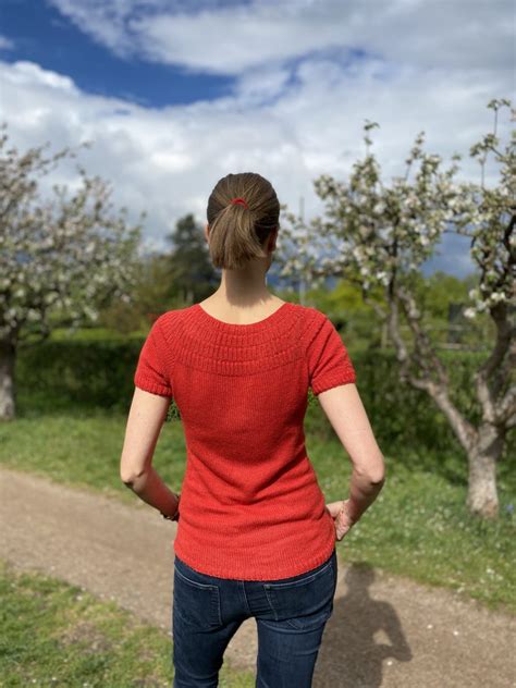 Michigan fine yarns is home to a large selection of fine yarns and craft supplies for knitters, crocheters. Frühlingsjäckchen Knit Along 2020 - Finale der Herzen ...