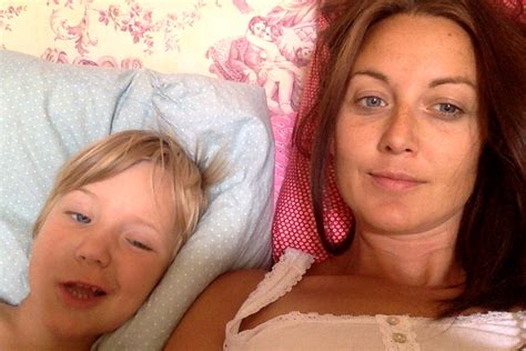 Sanna lundell, 38, har förlorat sin mamma. Sanna Lundell