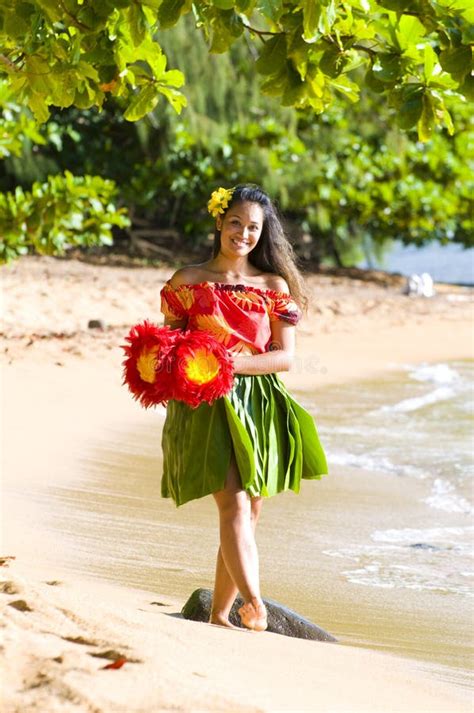 Young Hawaiian Girl Stock Photo Image Of Hula Islander 17690024