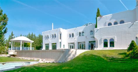 Mediterranean Manor With Indoor Garden Sanctuary Lists In Spain For €2