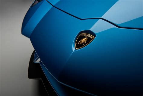 Heres The Real Story Behind Lamborghinis Raging Bull Logo