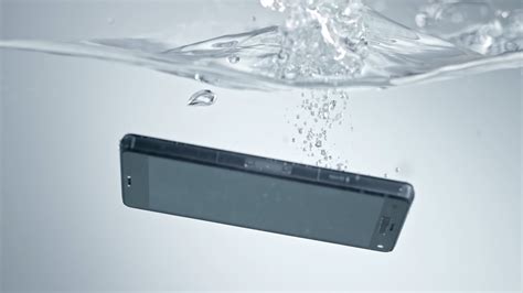 Is Your Phone Waterproof Heres How To Tell