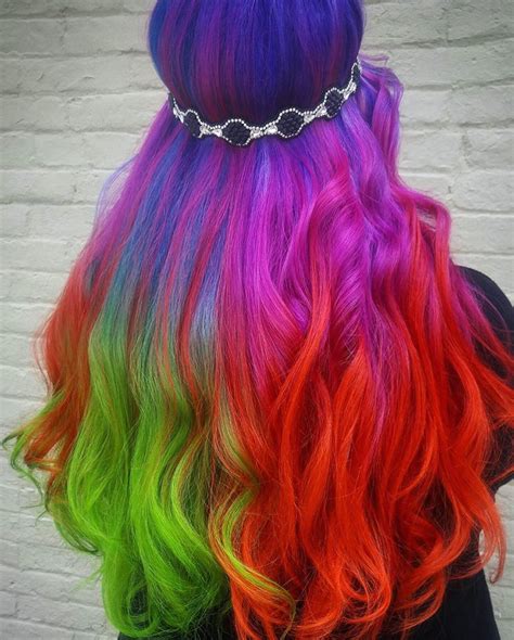 It is particularly straining to first darken your hair and then highlight segments of it through bleaching. The Index of Hair: Photo | Hair dye tutorial, Beautiful ...