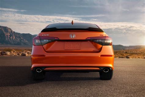 All New 2022 Honda Civic Si Gets Set To Defend Affordable Performance Crown