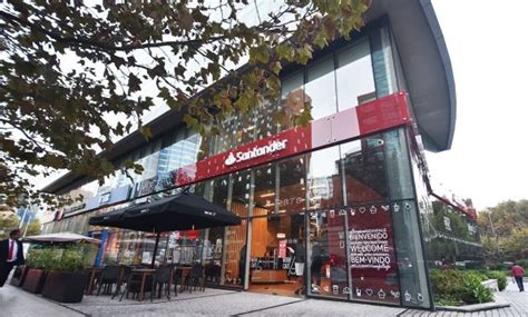 El horario de atención al público de cada una de las. Banco Santander Chile se posiciona como el principal banco ...