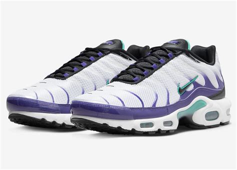 Official Photos Of The Nike Air Max Plus Grape Sneakers Cartel