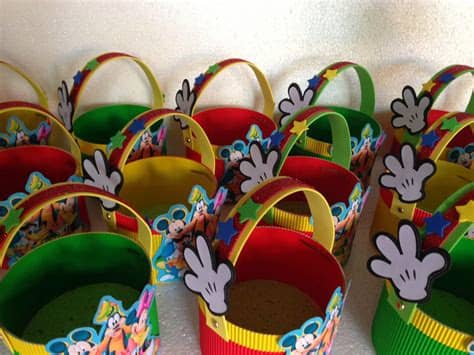Welcome to the official instagram of #mickeymouse. DECORACIONES INFANTILES: la casa de mickey mouse