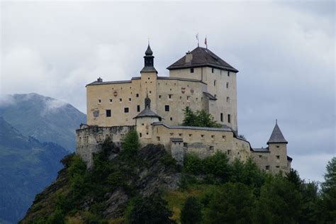 Hilltop Castles Stunning Switzerland Briffme Social Media Site