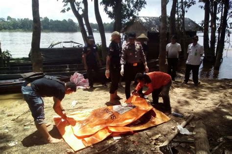 Ternyata Mayat Mengapung Di Sungai Barito Korban Pembunuhan Antara